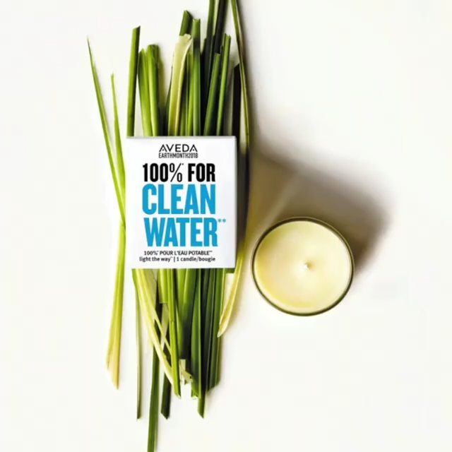 The beloved Light the Way candle is back for Earth Month 2018, and this year we’ve changed up the aroma to a rich, room-filling Haitian vetiver. Purchase a candle for $14 and 100% of that $14 goes to support clean water initiatives around the world*.